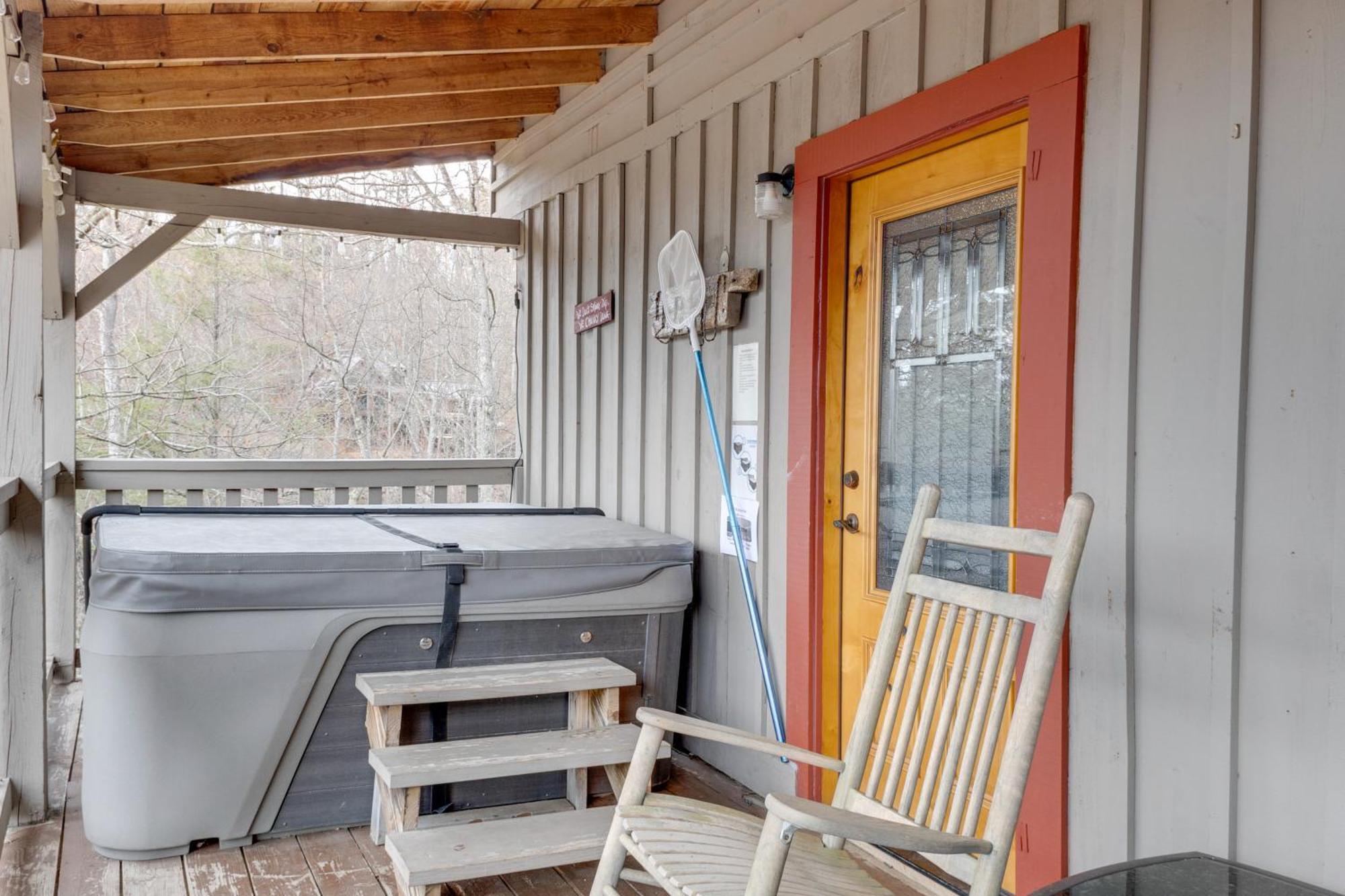 Spacious Gatlinburg Cabin With Hot Tub And Game Room! المظهر الخارجي الصورة