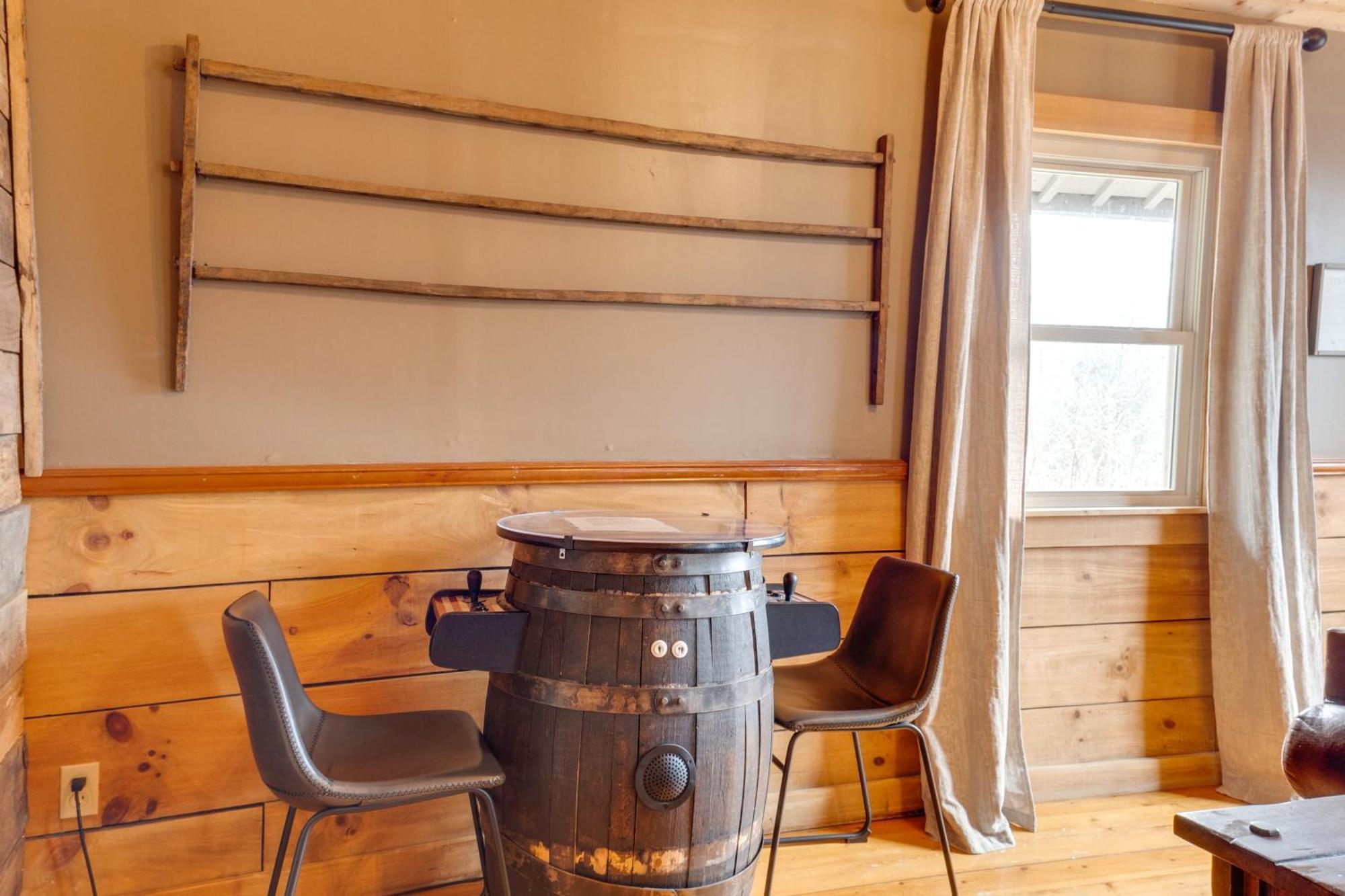 Spacious Gatlinburg Cabin With Hot Tub And Game Room! المظهر الخارجي الصورة